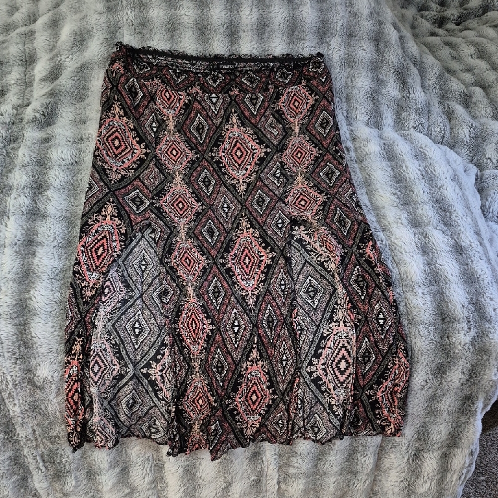 Maurices 🖤 Elegant Patterned Skirt (499)